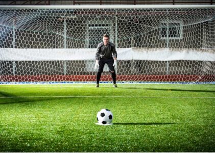 Maîtrise des tirs au but : conseils et astuces pour jouer à Penalty Shootout