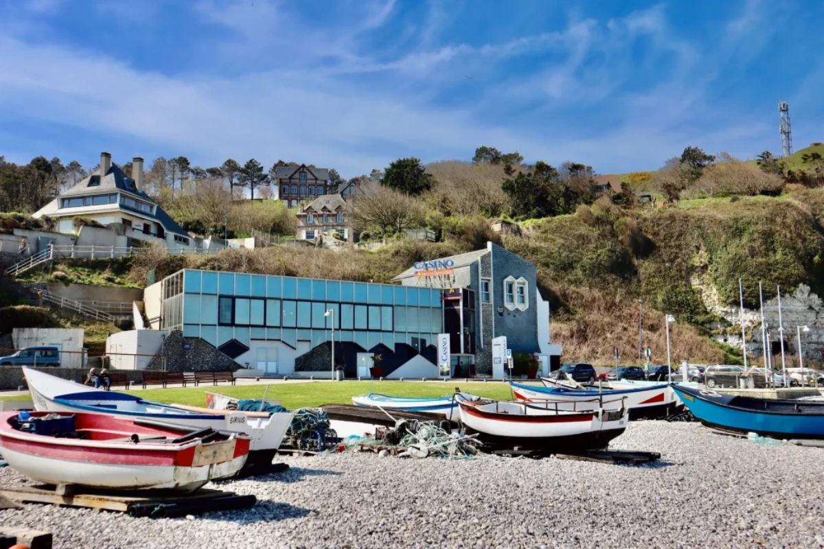 Un hôtel en bord de mer en Normandie pour un séjour entre patrimoine, littoral et détente